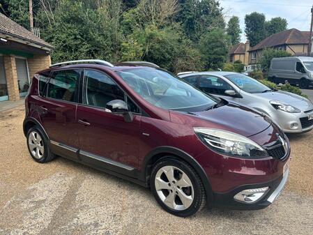 RENAULT SCENIC XMOD 1.6 DCi 130 DYNAMIQUE TOM TOM BOSE PLUS PACK DEMO+ ONE OWNER LOW MILEAGE FULL HISTORY LOW ROAD 